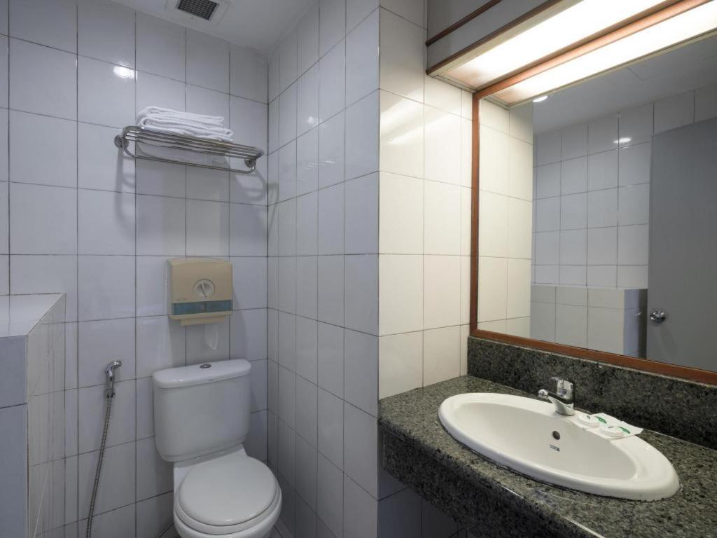 Penta Hotel Сингапур Екстериор снимка