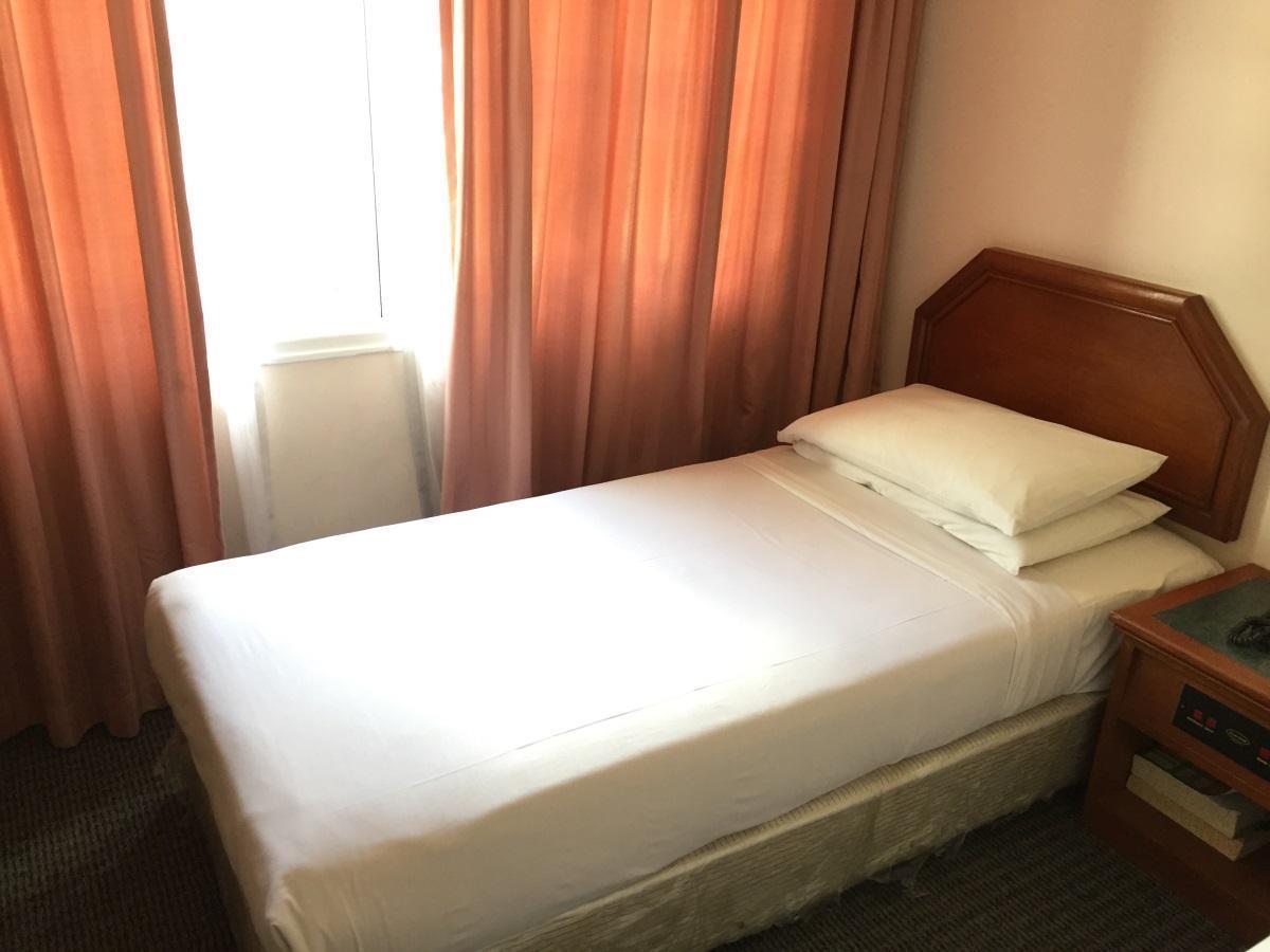 Penta Hotel Сингапур Екстериор снимка